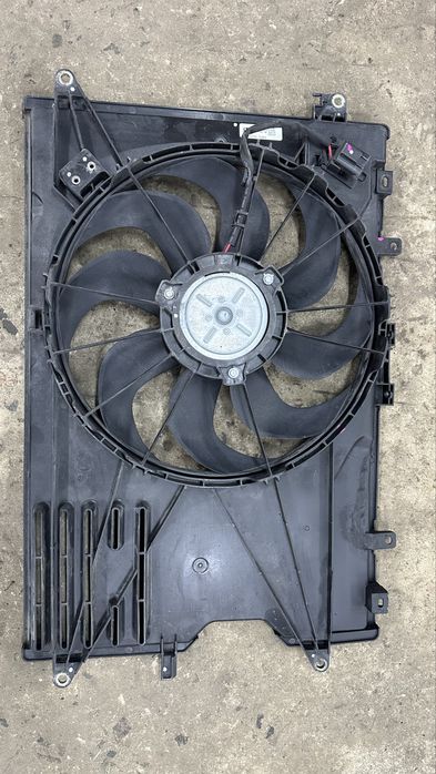 Дифузор вентиляторов Мазда 3 bp , cx-30