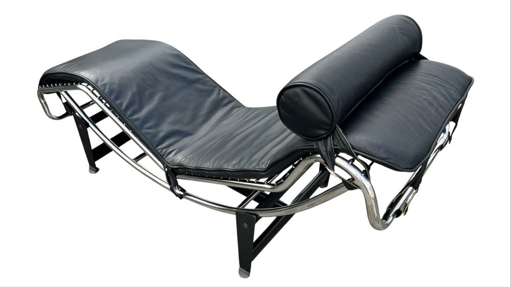 Le Corbusier LC4 Lounge Chair - 70's REPLICA
