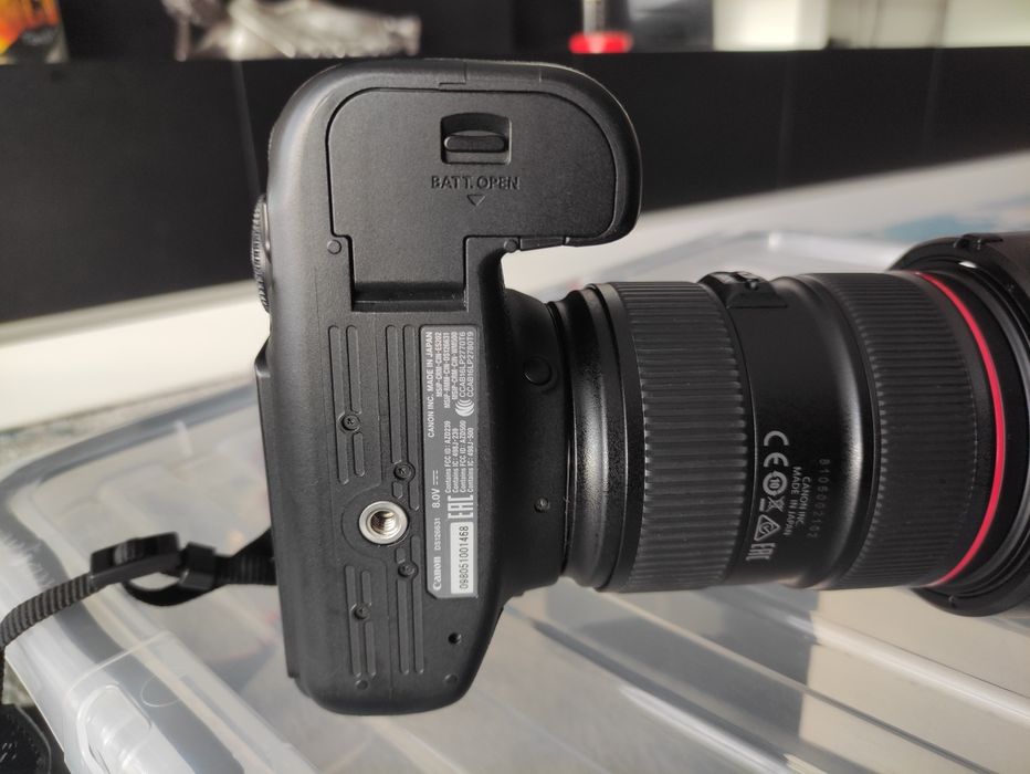 Canon DSLR 6D Mark II - No defects64169656055683121