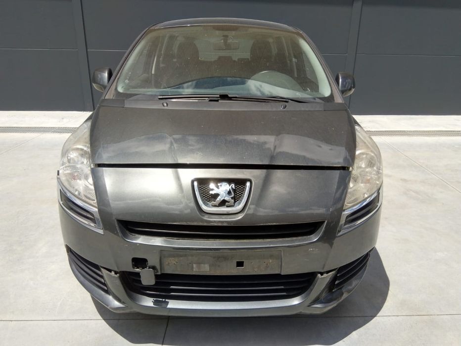 PEUGEOT 5008 - 2011 - Para Peças