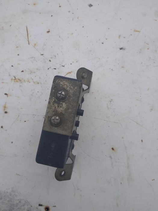 Реле регулятор напруги РР 362-Б1 14В