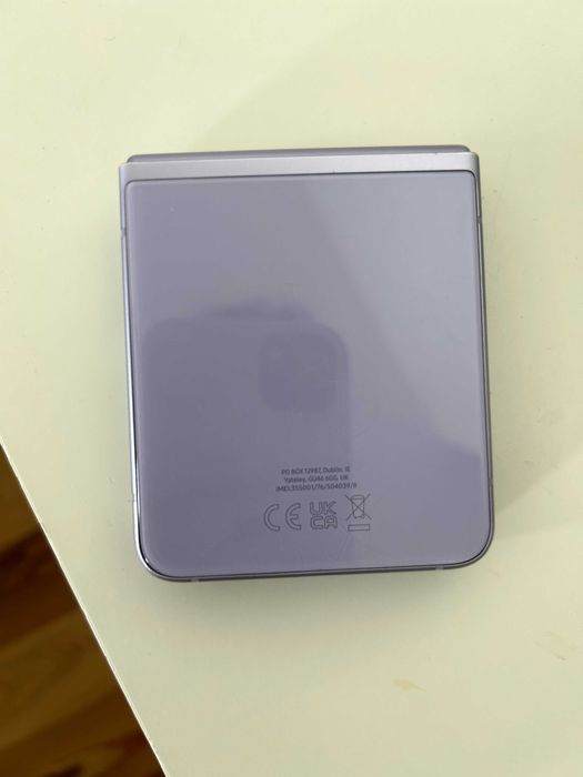 samsung galaxy Z flip 3 5G 128GB