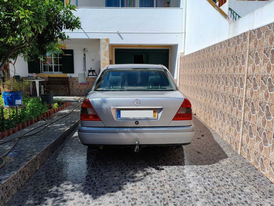 Mercedes Benz C 220 - Diesel