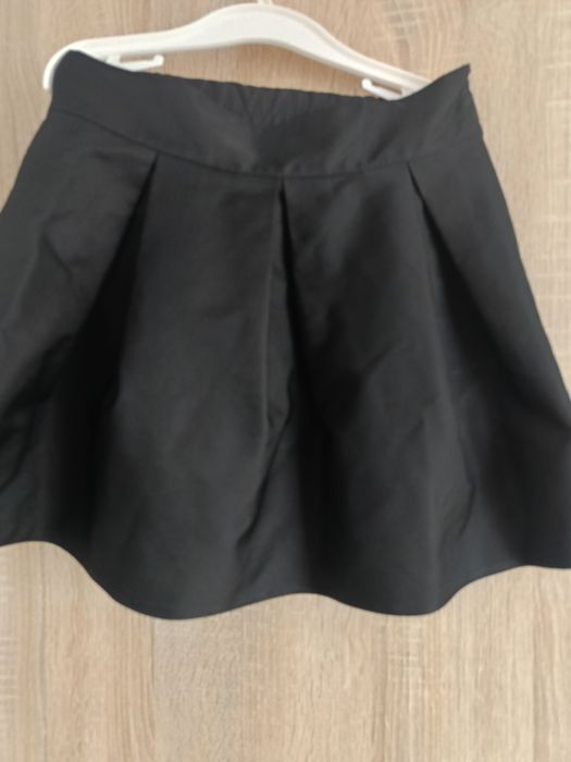 Elegancka spódniczka dla dziewczynki roz 128