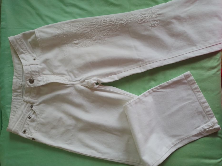 Roupa mulher e criança