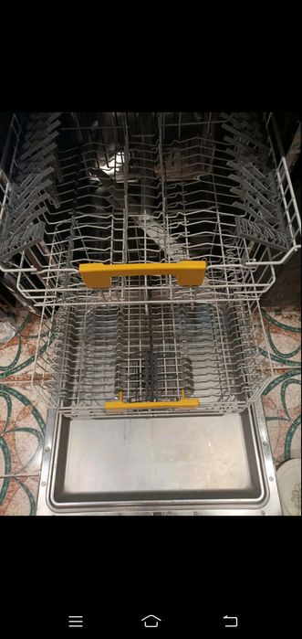 Продається посудомийна машинка