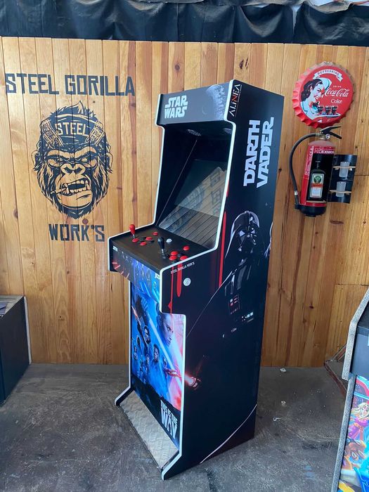 Máquina de jogos, Arcades