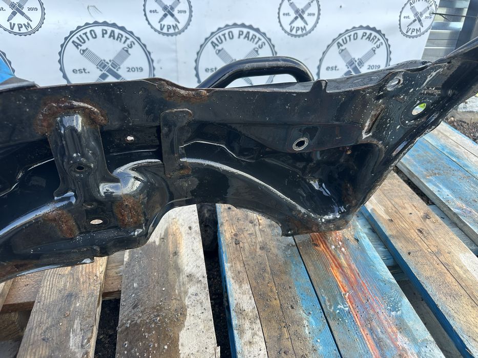 Підрамник передній, балка передня Toyota Yaris 3 lll 2011-2020