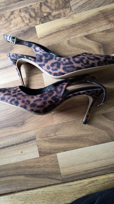 Panterkowe Buty z odkrytą pięta