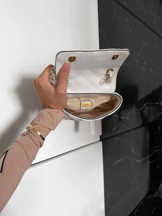 Жіноча сумка Guess , жіноча сумка , сумочка Guess , нова сумка