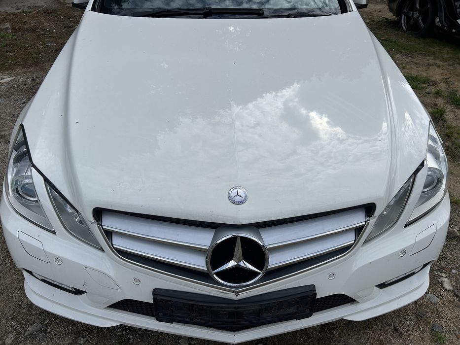 mercedes W207 maska kompletna 640