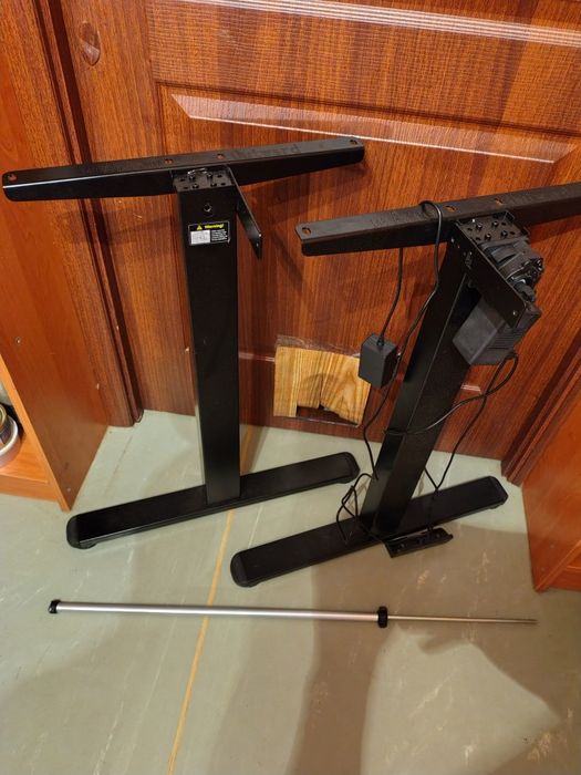 Регульована опора для столу ADAPWORK SmartDesk Чорний (106735611)