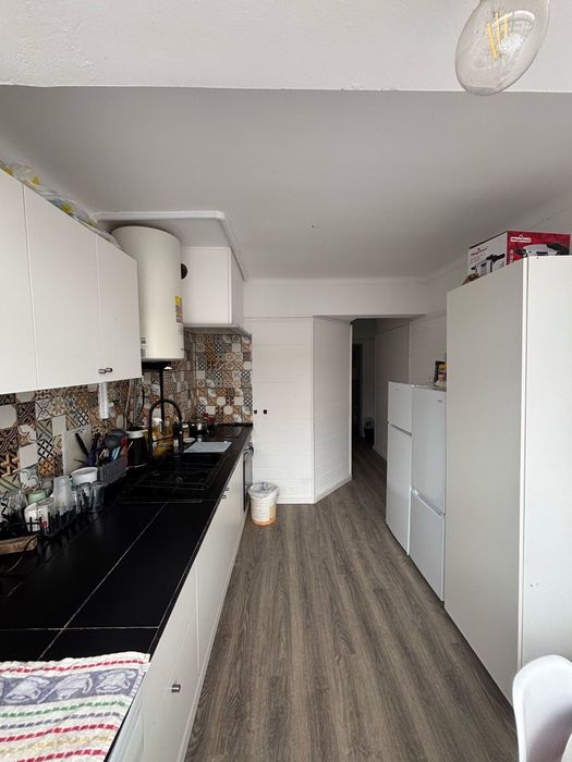 Quarto para arrendar com Varanda - SAMORA CORREIA