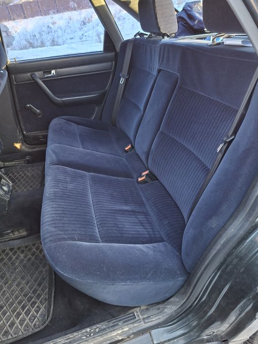 Впродажі салони ауді 100с4 а6с4 100с3