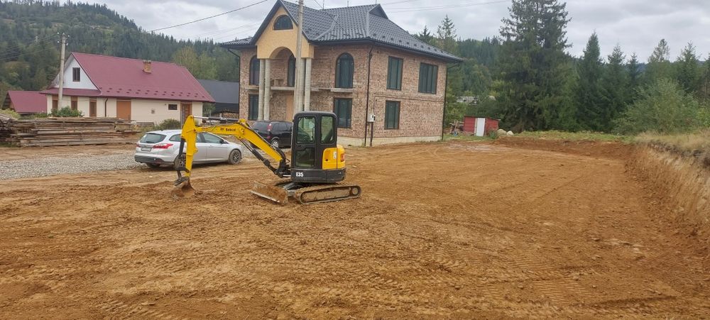 Послуги мініекскаватора