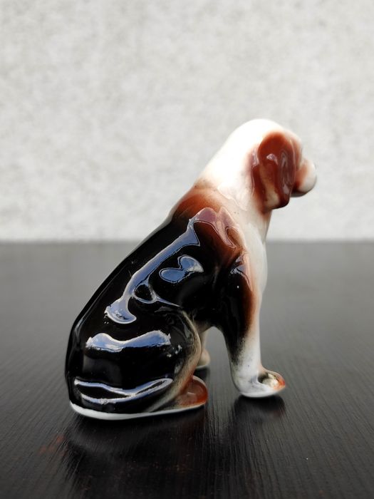 Vintage! Porcelanowa statuetka psa.
