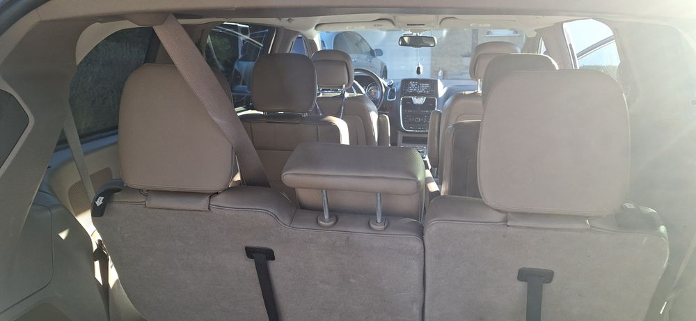 Chrysler town and Country FV 23%