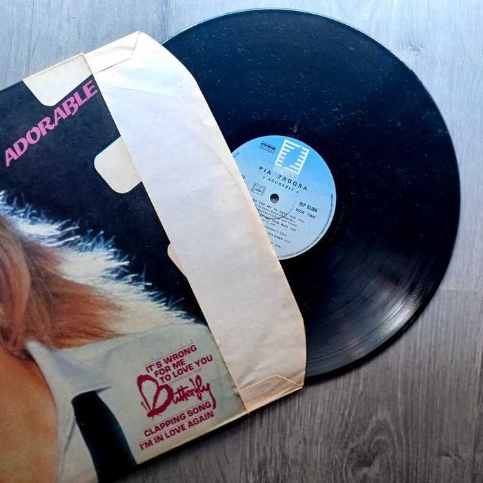 Pia Zadora LP Adorable France Curb