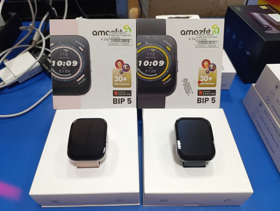 Розумний годинник Amazfit Bip 5
