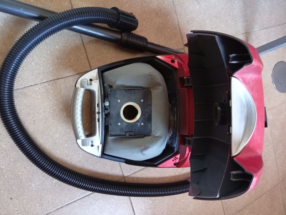 Aspirador Flama 700W