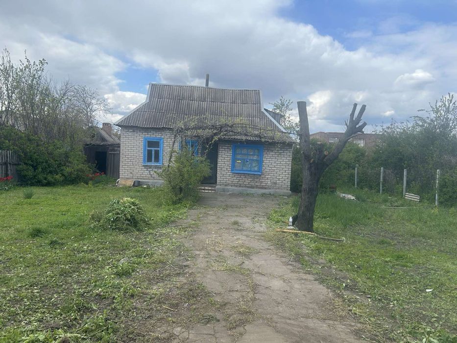 Продам дом.На Долнинцево
