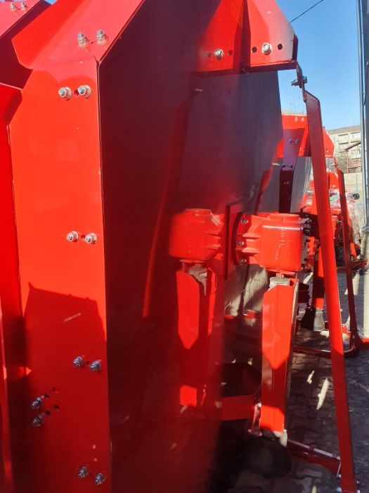 Косарка садова косилка садовая измельчитель подрібнювач Warka Польща