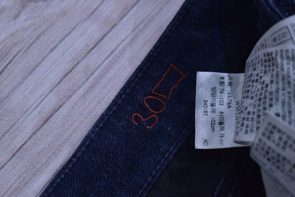 Levis Jeansy Damskie Granatowe Slim Denim / 30