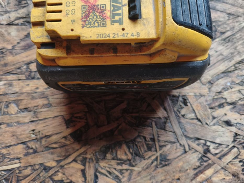 Bateria DeWalt 9ah 2024