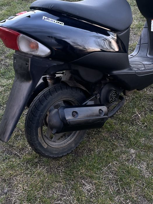 Скутер Suzuki lets 2 new