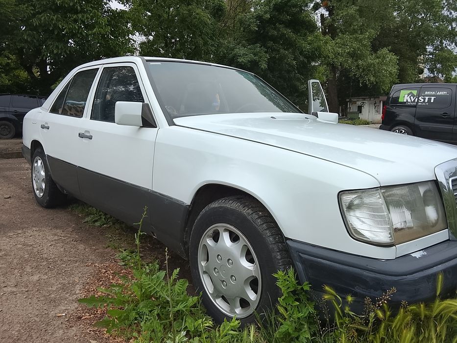Продам мерседес 124