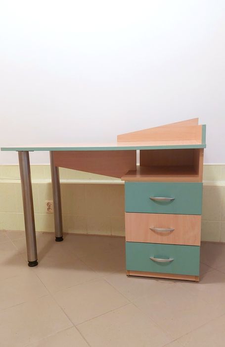 Biurko 110 cm drewno morski kolor