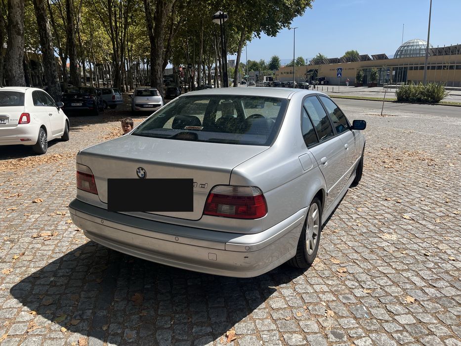 BMW Série 5 520d — Revisão feita, pronto a rolar