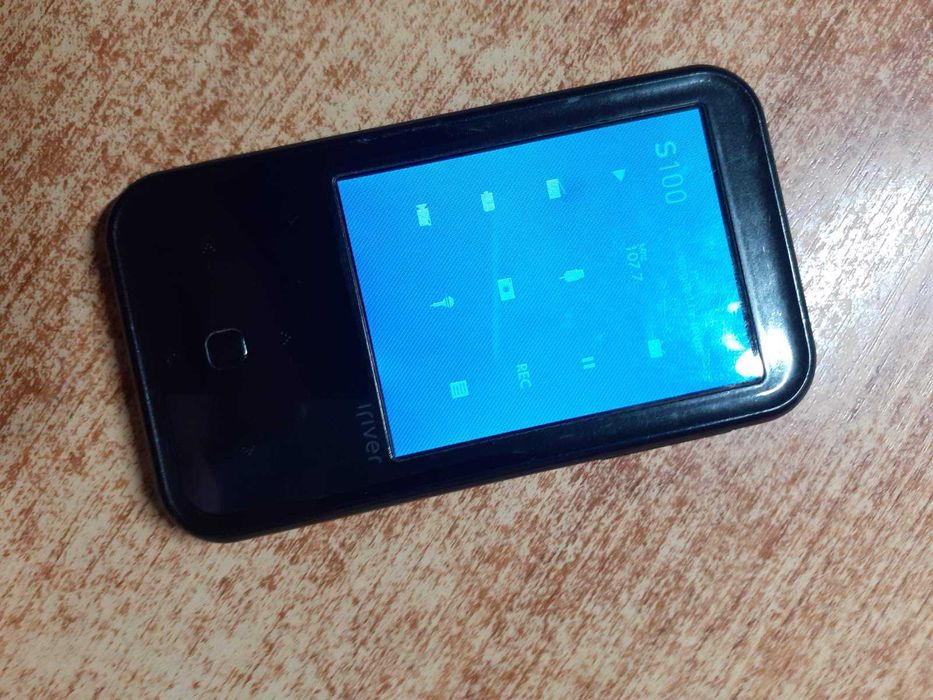 iriver s100 8Gb плеер