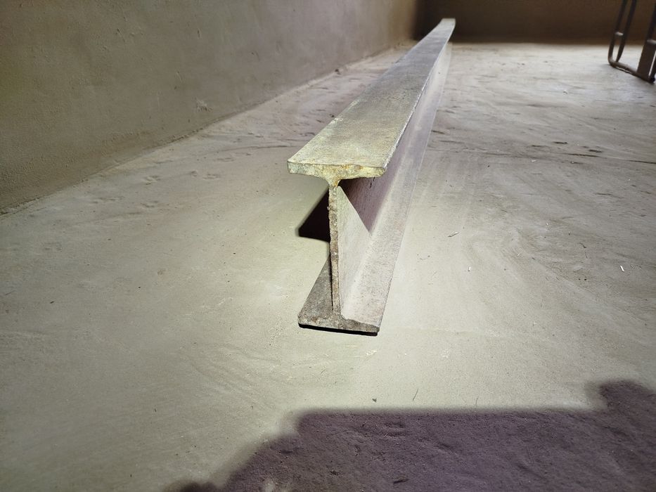 Продам двутаврову балку 16см