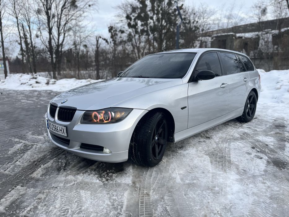 Продам BMW e91 320d