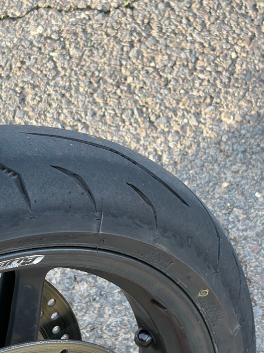 Aprilia rsv1000/ ou troco carro gasóleo 5lugares