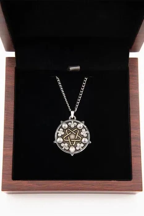 Medalion Medallion Wiedźmin Witcher - YENNEFER - W Pudełku, Szkatułce - NOWY