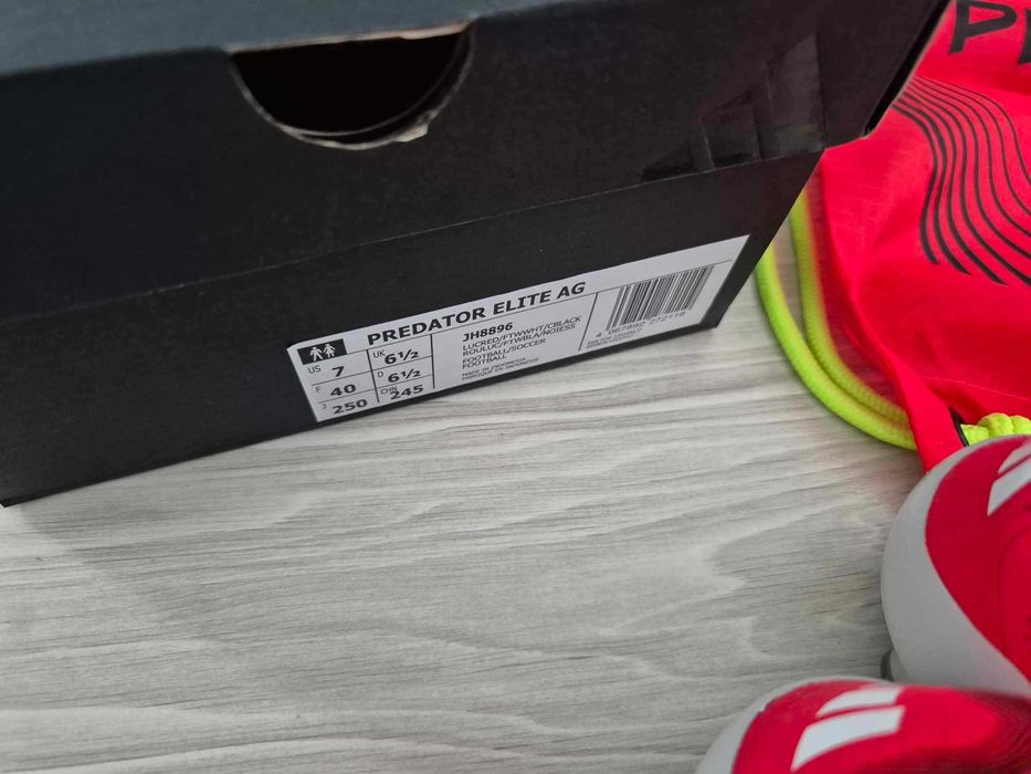 Profesjonalne buty piłkarskie korki adidas Predator Elite AG rozm. 40