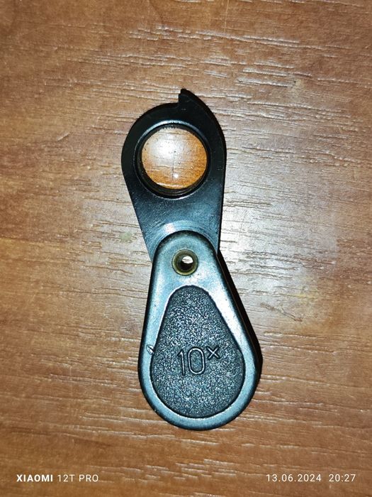 Продам для колекции лупа 10 х