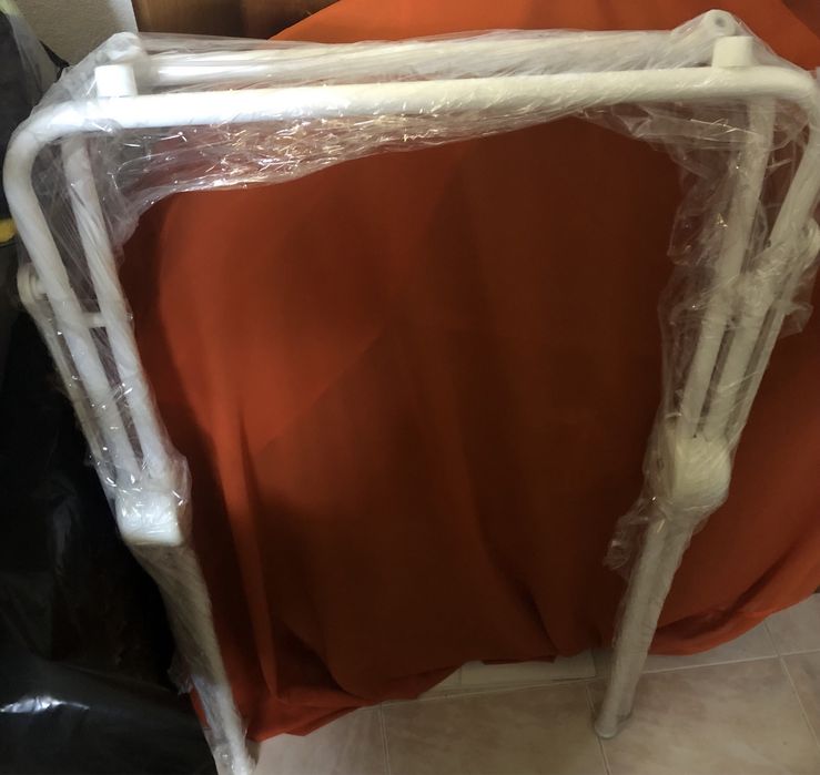 Banheira para bébé com suporte