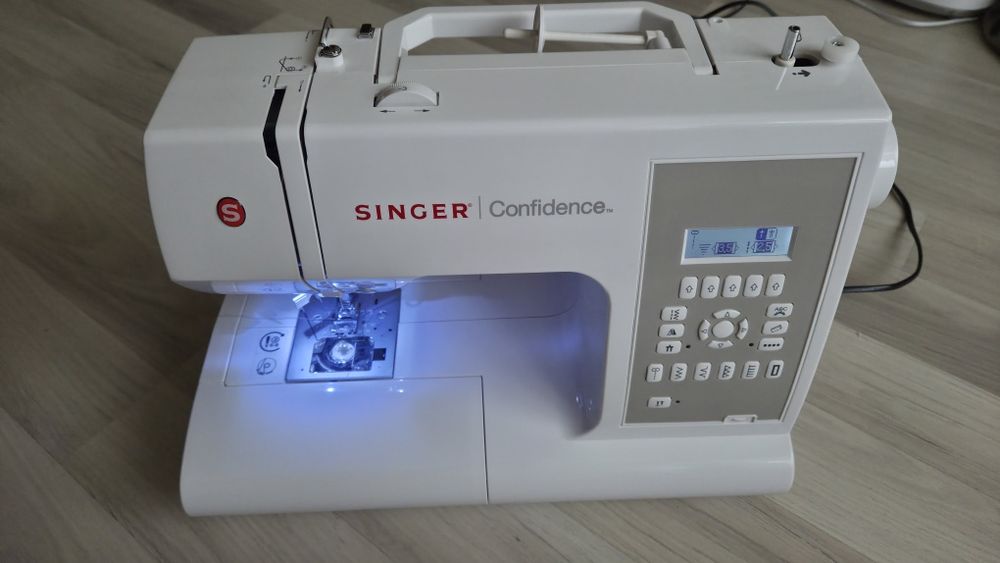 Швейна машина SINGER CONFIDENCE 7470