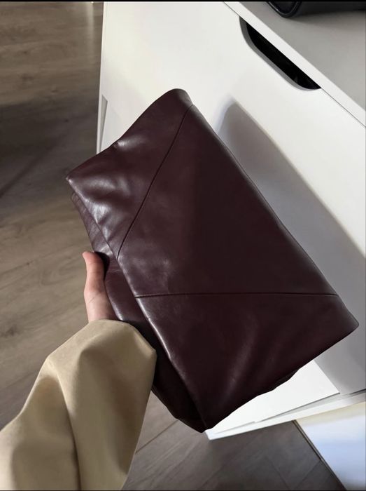 новий клатч Zara