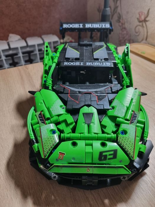 Конструктор Lamborghini Technic, 1644 деталі