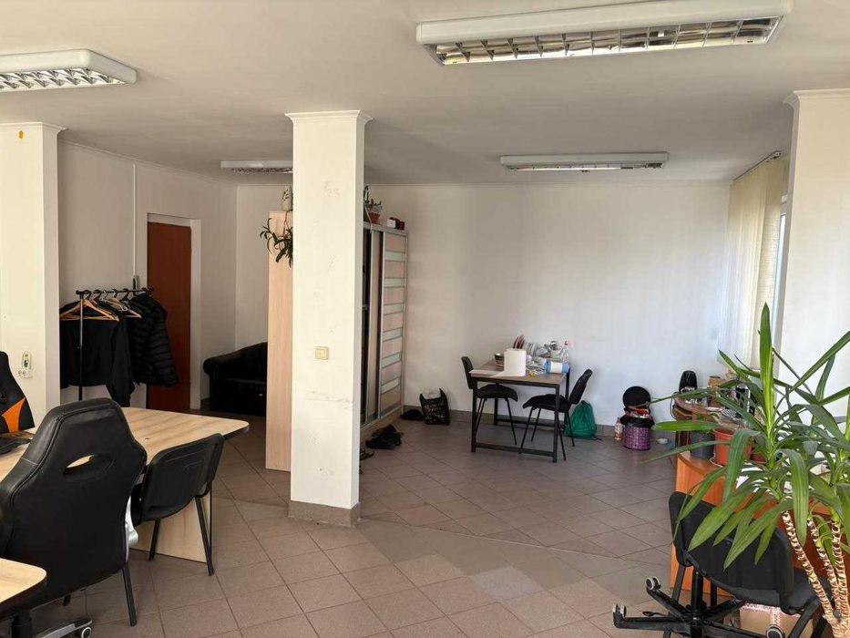 Продаж комерційного приміщення біля ЖК "DreamTown"!