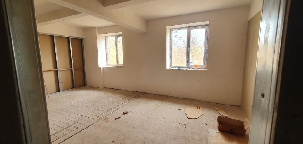 Гараж, кладовка, склад, погреб від 11 до 2000 м2 — знімайте лише ту площу, яка потрібна саме вам