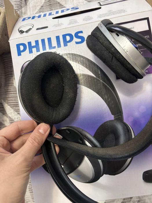 Безпровідні навушники