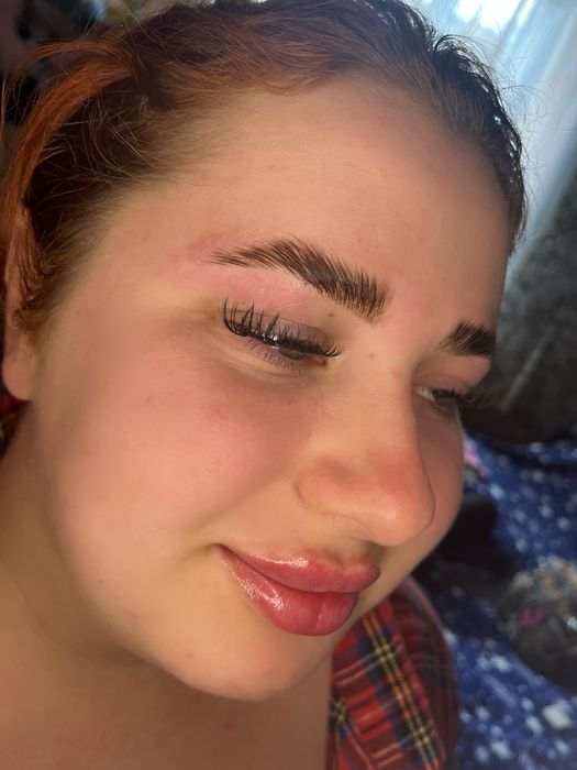 Моделі на бровки