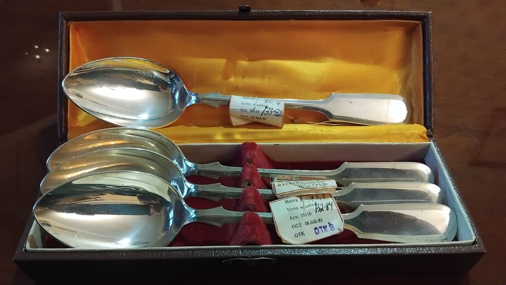 Серебряные столовые ложки, 875 проба. Новые. Срібні ложки.