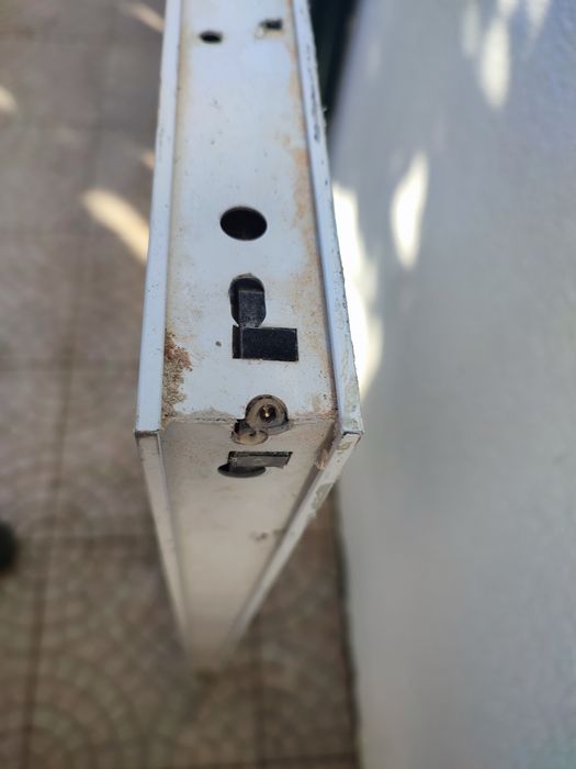 Janela de alumínio lacado branco fixa