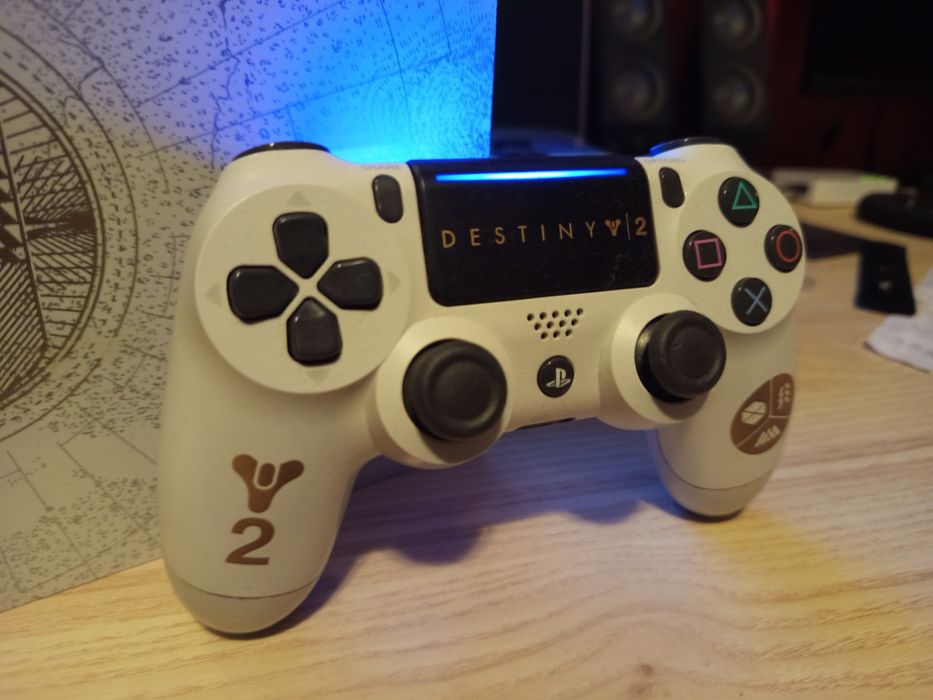 Ps4 Destiny + comando oficial